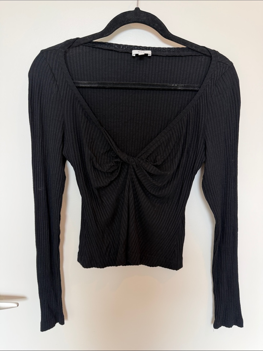 A.L.C. Savannah Twist Front Ribbed Knit Long-Sleeve Top in Black - Size L